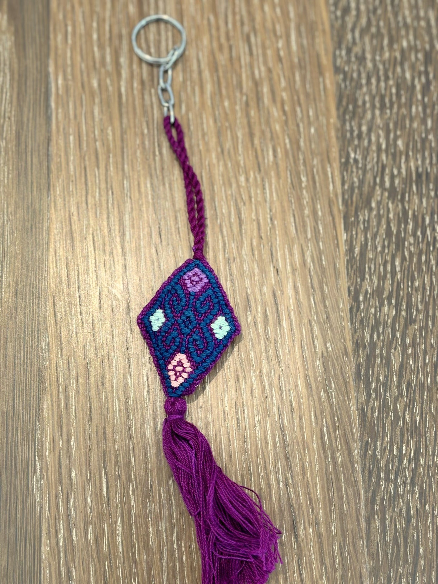 Mauve Raíces Pendant