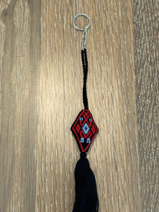 Black Raíces Pendant