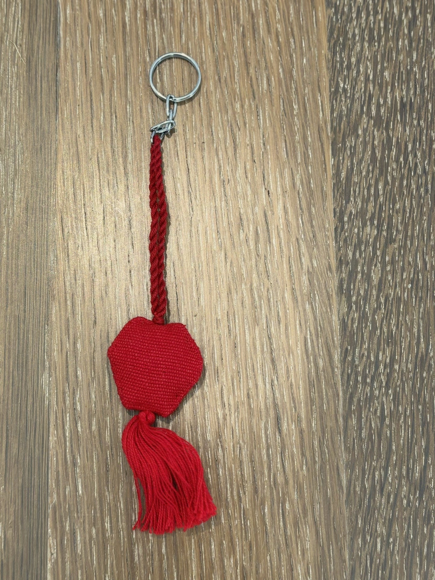 Red Raíces Pendant