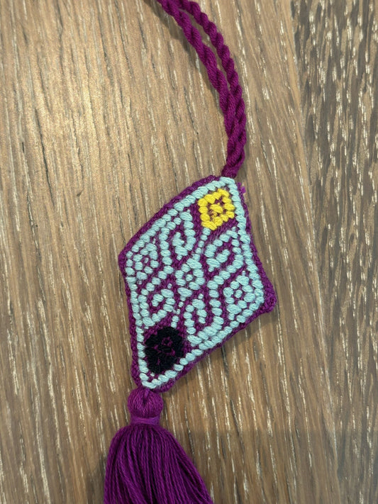 Mauve Raíces Pendant